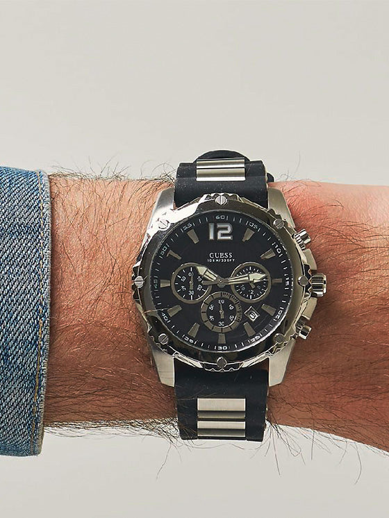 Relógio Guess Oasis W0366G1 Silicone Preto