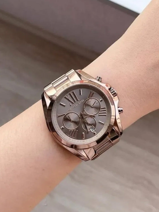 Relógio Michael Kors Oversized Bradshaw MK6247 Castanho