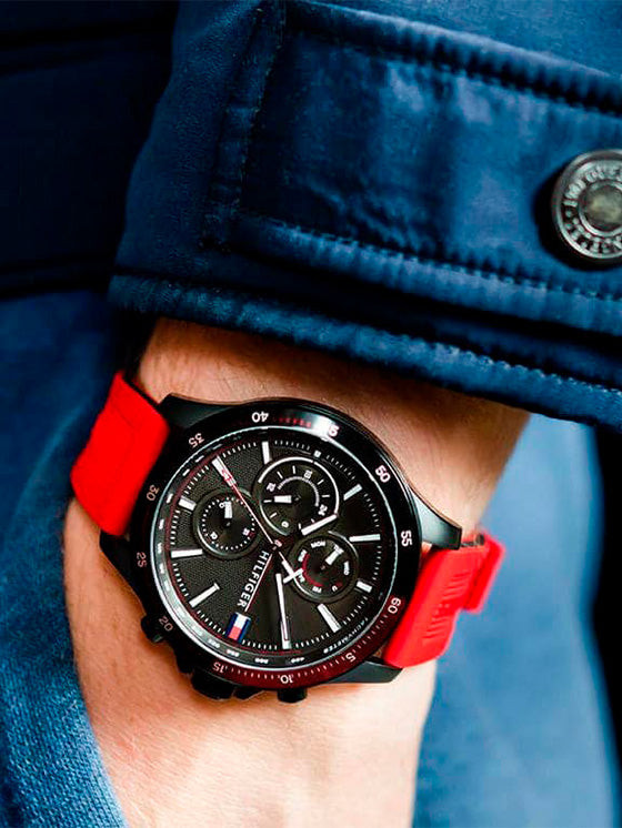 Relógio Tommy Hilfiger Bank 1791722 Silicone Vermelho