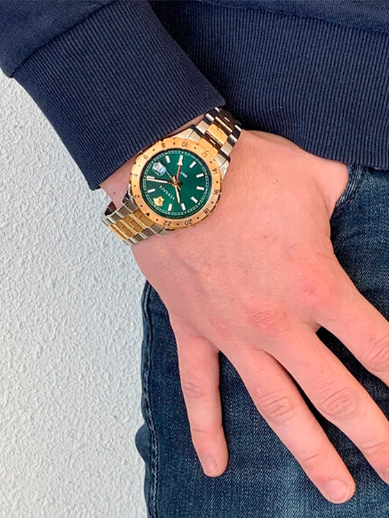 Relógio Versace Hellenyium V11050015 Bicolor