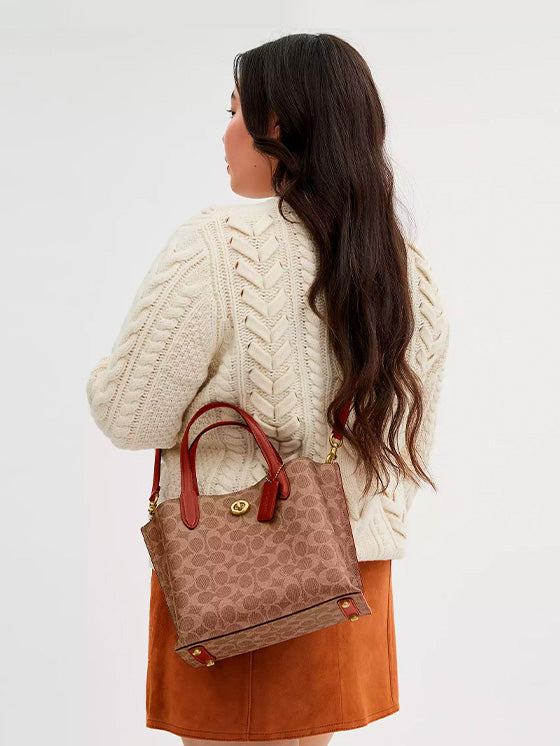 Bolsa Coach Willow Tote Bag 24 em Tela Signature