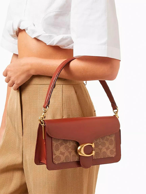 Bolsa de ombro Coach Tabby 26 em lona Castanho