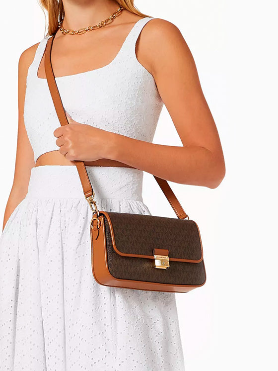 Bolso Michael Kors Bradshaw 30S1G2BL1B marrón