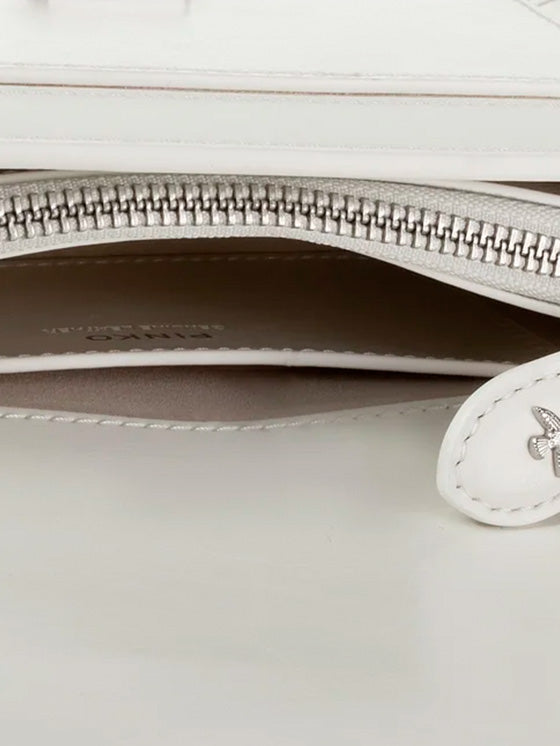 Bolsa de Ombro Pinko Love Mini  de Couro com Franjas Metálicas