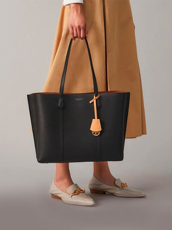 Bolso tote Perry con tres compartimentos, color negro, de Tory Burch